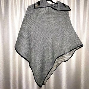 Women’s Poncho